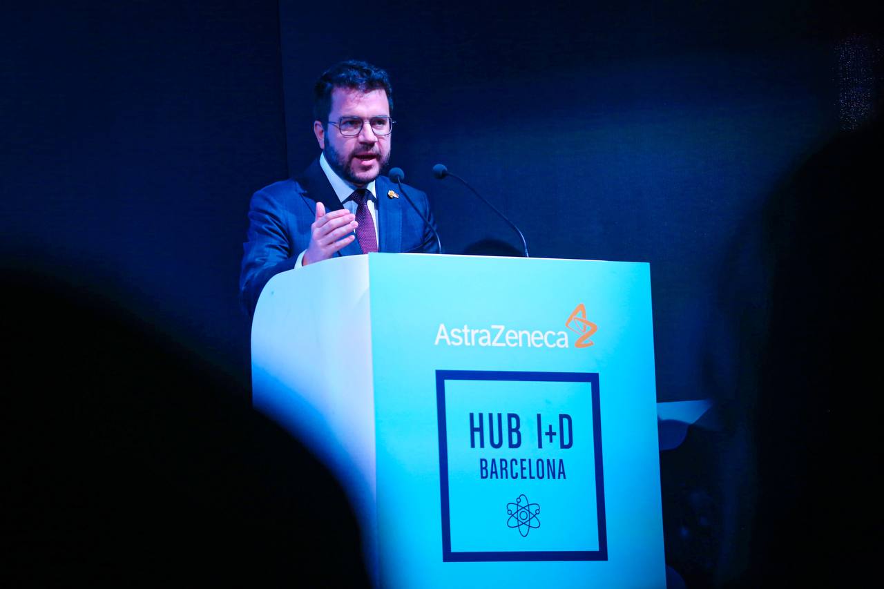 El president Aragonès durant la intervenció en l'acte de presentació del hub europeu d'R+D d'AstraZeneca a Barcelona.