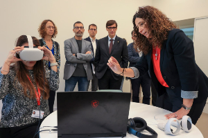 El president, durant la visita al Centre de Recerca i Innovació en Salut Emocional (fotografia: Rubén Moreno)