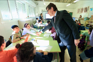 El president Illa a l'escola Marta Mata (foto: Rubén Moreno)