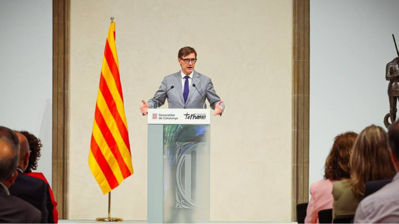 El president de la Generalitat, Salvador Illa, ha encapçalat la recepció d'una representació de jutges i jutgesses de pau de Catalunya