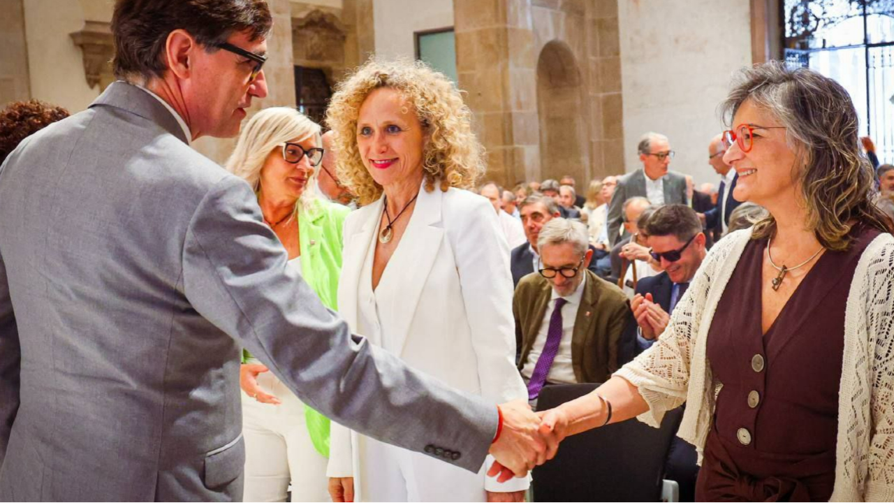 El president de la Generalitat, Salvador Illa, ha encapçalat la recepció d'una representació de jutges i jutgesses de pau de Catalunya